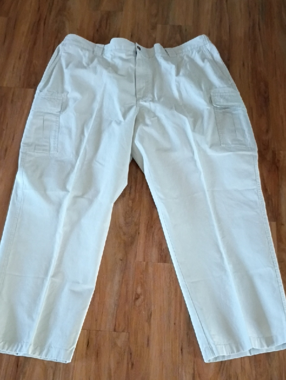Men's L.L. Bean Light Khaki Cargo Pants 46x30